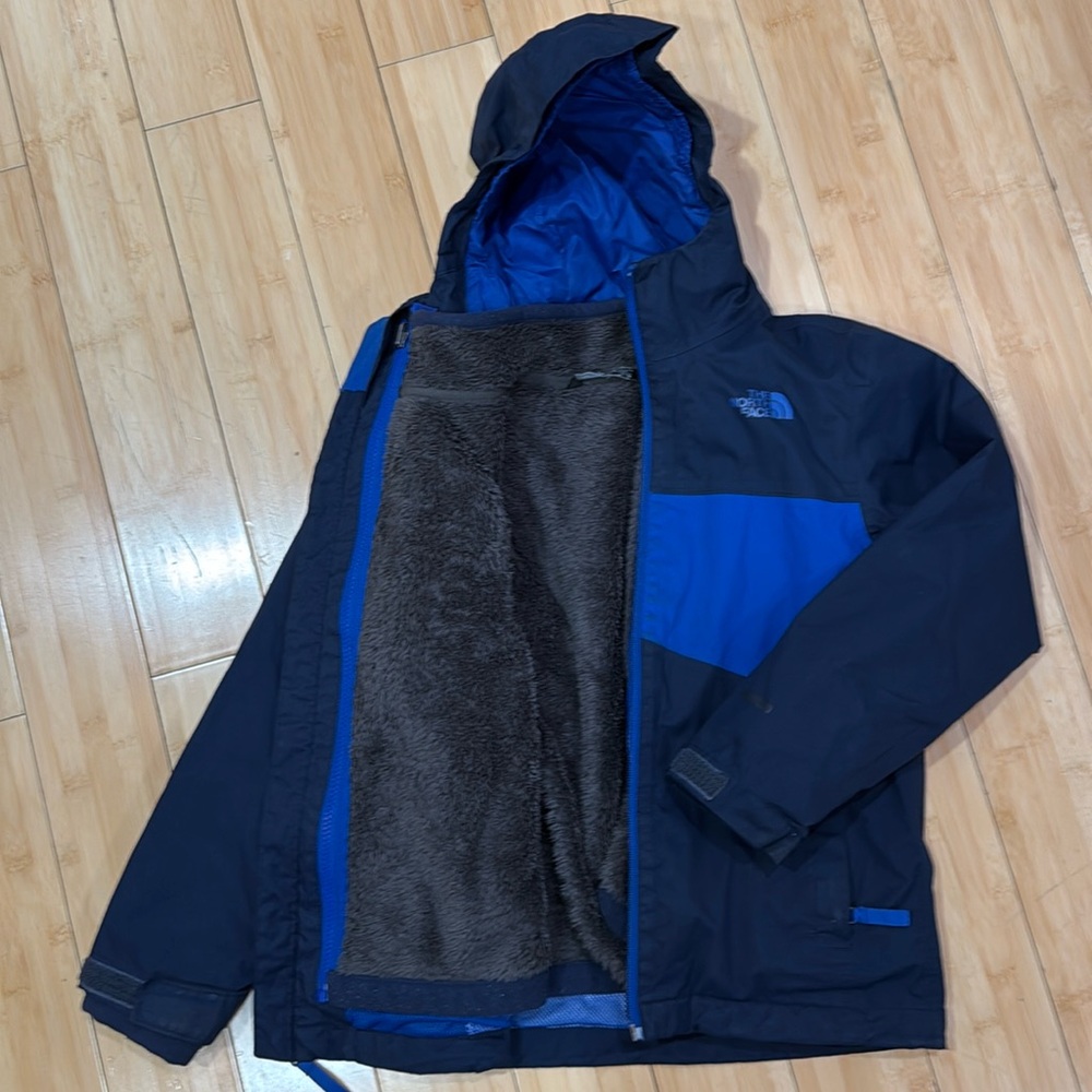 Blue north face jacket with hood and removable lining size S 7/8